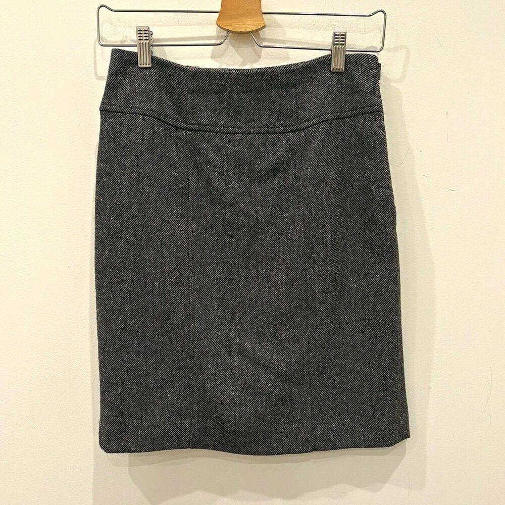 Banana Republic Gray Herringbone Tweed Pencil Skirt 2P Petite Stretch career pre